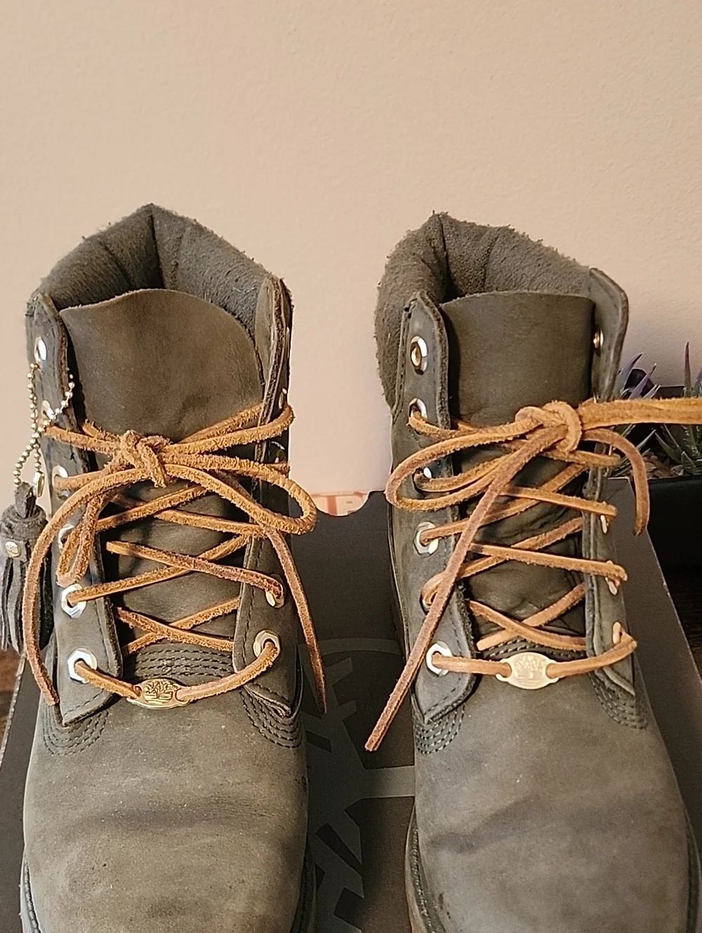 Timberland Lace-Up Suede Boots in Olive Green with Tan Laces - Picture 1 of 7